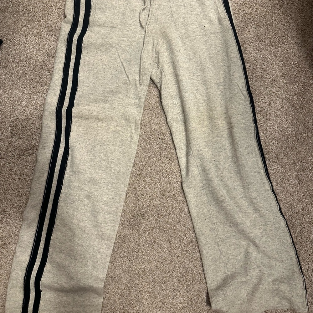 Juicy Couture 100% cashmere Women’s grey Bottoms with Black Stripes